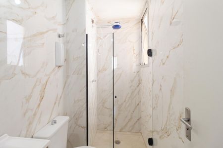 Apartamento para alugar com 55m², 2 quartos e 1 vaga Apartamento para alugar com 55m², 2 quartos e 1 vagaBanheiro