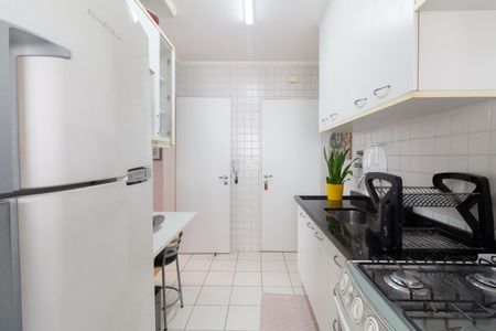 Apartamento à venda com 85m², 2 quartos e 1 vagaCozinha