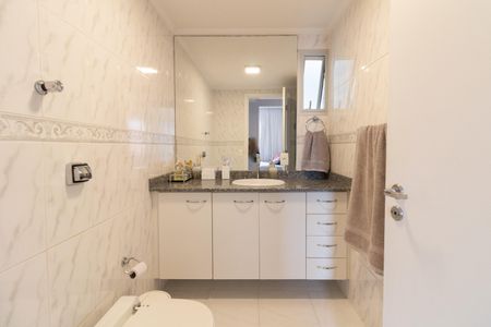 Apartamento à venda com 85m², 2 quartos e 1 vagaBanheiro