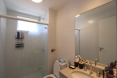 Apartamento para alugar com 80m², 2 quartos e 1 vagaBanheiro da suíte 1