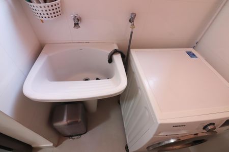Apartamento à venda com 56m², 2 quartos e 1 vagaCozinha e Área de Serviço