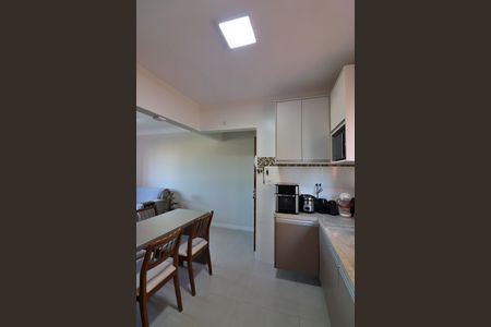 Apartamento à venda com 56m², 2 quartos e 1 vagaCozinha e Área de Serviço