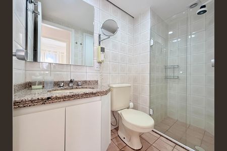 Apartamento à venda com 44m², 2 quartos e 1 vaga Apartamento à venda com 44m², 2 quartos e 1 vagaBanheiro