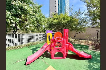 Apartamento à venda com 44m², 2 quartos e 1 vaga Apartamento à venda com 44m², 2 quartos e 1 vagaPlayground
