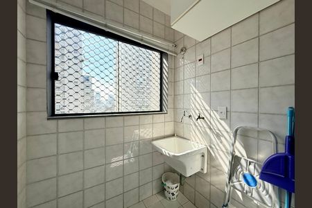 Apartamento à venda com 44m², 2 quartos e 1 vaga Apartamento à venda com 44m², 2 quartos e 1 vagaÁrea de Serviço