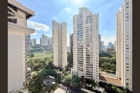 Apartamento à venda com 44m², 2 quartos e 1 vaga Apartamento à venda com 44m², 2 quartos e 1 vagaVista Quarto 2