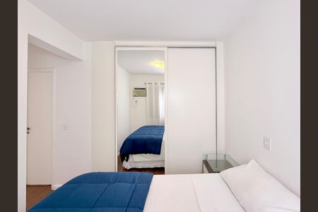 Apartamento à venda com 44m², 2 quartos e 1 vaga Apartamento à venda com 44m², 2 quartos e 1 vagaQuarto 1