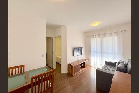 Apartamento à venda com 44m², 2 quartos e 1 vaga Apartamento à venda com 44m², 2 quartos e 1 vagaSala
