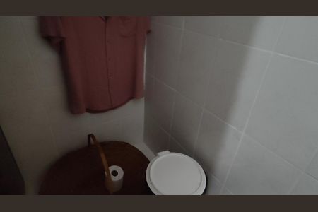 Casa à venda com 3 quartos, 130m² em Parque Maria Domitila, São Paulo