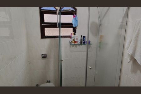 Casa à venda com 3 quartos, 130m² em Parque Maria Domitila, São Paulo