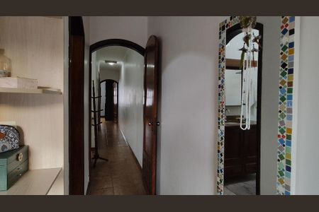 Casa à venda com 3 quartos, 130m² em Parque Maria Domitila, São Paulo
