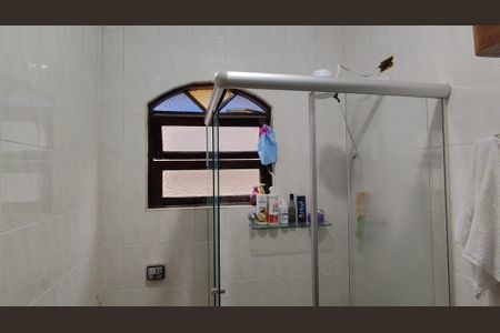 Casa à venda com 3 quartos, 130m² em Parque Maria Domitila, São Paulo