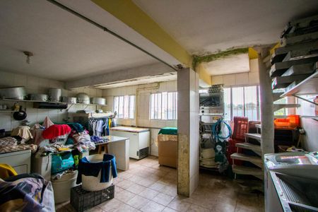 Casa à venda com 250m², 3 quartos e 6 vagas Casa à venda com 250m², 3 quartos e 6 vagasÁrea de serviço