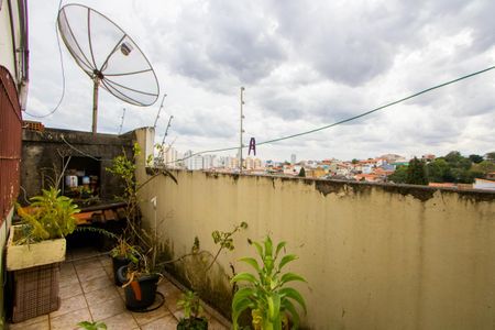 Casa à venda com 250m², 3 quartos e 6 vagas Casa à venda com 250m², 3 quartos e 6 vagasÁrea externa