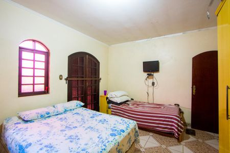 Casa à venda com 250m², 3 quartos e 6 vagas Casa à venda com 250m², 3 quartos e 6 vagas Suíte 1