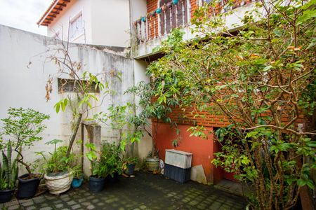 Casa à venda com 250m², 3 quartos e 6 vagas Casa à venda com 250m², 3 quartos e 6 vagasGaragem