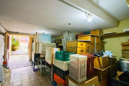 Casa à venda com 250m², 3 quartos e 6 vagas Casa à venda com 250m², 3 quartos e 6 vagasSalão