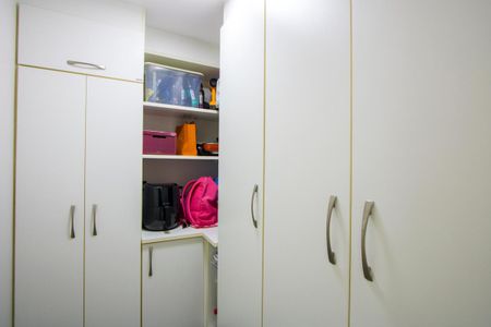 Apartamento à venda com 97m², 3 quartos e 2 vagas Apartamento à venda com 97m², 3 quartos e 2 vagasDespensa
