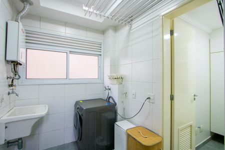 Apartamento à venda com 97m², 3 quartos e 2 vagas Apartamento à venda com 97m², 3 quartos e 2 vagasÁrea de serviço
