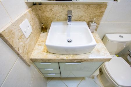 Apartamento à venda com 97m², 3 quartos e 2 vagas Apartamento à venda com 97m², 3 quartos e 2 vagasBanheiro do quarto 1