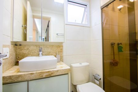 Apartamento à venda com 97m², 3 quartos e 2 vagas Apartamento à venda com 97m², 3 quartos e 2 vagasBanheiro do quarto 1