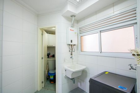 Apartamento à venda com 97m², 3 quartos e 2 vagas Apartamento à venda com 97m², 3 quartos e 2 vagasÁrea de serviço