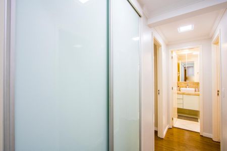 Apartamento à venda com 97m², 3 quartos e 2 vagas Apartamento à venda com 97m², 3 quartos e 2 vagasCorredor