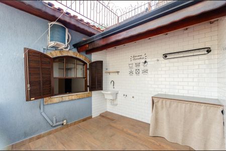 Casa à venda com 192m², 4 quartos e 4 vagas Casa à venda com 192m², 4 quartos e 4 vagasÁrea de Serviço