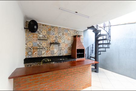 Casa à venda com 192m², 4 quartos e 4 vagas Casa à venda com 192m², 4 quartos e 4 vagasChurrasqueira