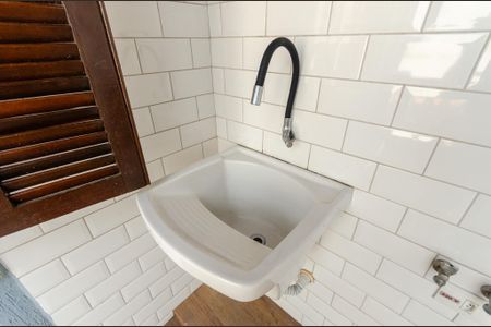 Casa à venda com 192m², 4 quartos e 4 vagas Casa à venda com 192m², 4 quartos e 4 vagasÁrea de Serviço