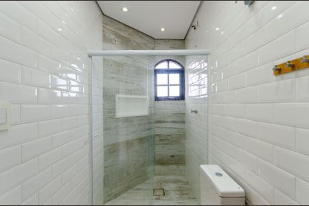 Casa à venda com 192m², 4 quartos e 4 vagas Casa à venda com 192m², 4 quartos e 4 vagasSuíte - Banheiro