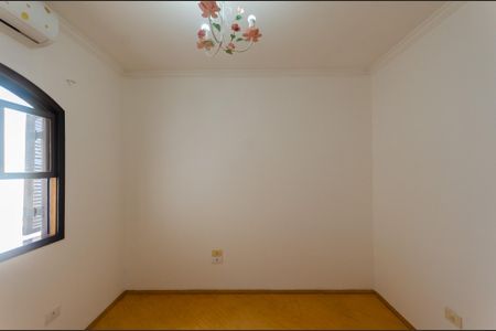 Casa à venda com 192m², 4 quartos e 4 vagas Casa à venda com 192m², 4 quartos e 4 vagasQuarto 2