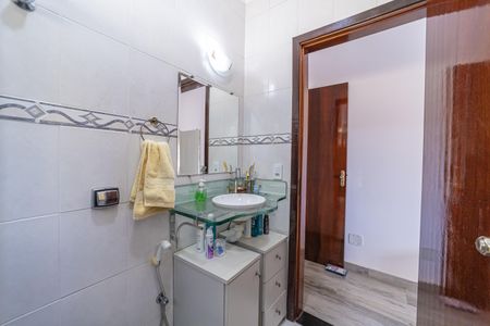 Casa à venda com 135m², 3 quartos e 2 vagas Casa à venda com 135m², 3 quartos e 2 vagasBanheiro do Quarto 1