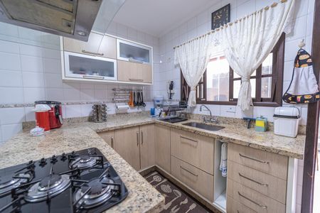 Casa à venda com 135m², 3 quartos e 2 vagas Casa à venda com 135m², 3 quartos e 2 vagasCozinha