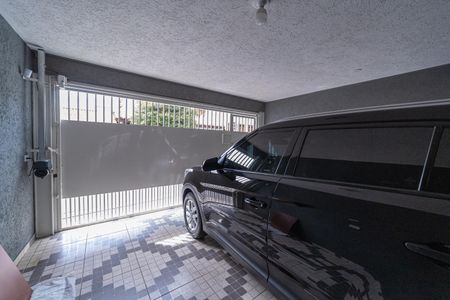 Casa à venda com 135m², 3 quartos e 2 vagas Casa à venda com 135m², 3 quartos e 2 vagasGaragem