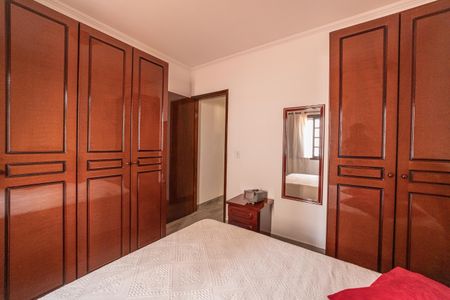 Casa à venda com 135m², 3 quartos e 2 vagas Casa à venda com 135m², 3 quartos e 2 vagasQuarto 3