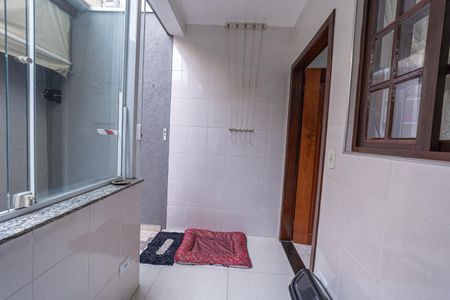 Casa à venda com 135m², 3 quartos e 2 vagas Casa à venda com 135m², 3 quartos e 2 vagasÁrea de Serviço