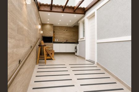 Casa para alugar com 55m², 2 quartos e 1 vaga