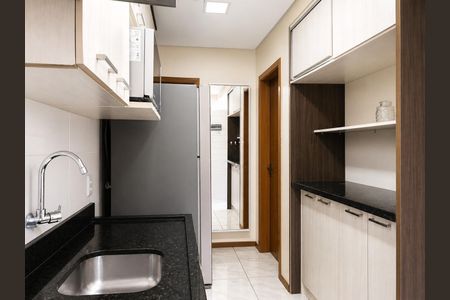 Cozinha de casa para alugar com 2 quartos, 55m² em Jardim Betânia, Cachoeirinha