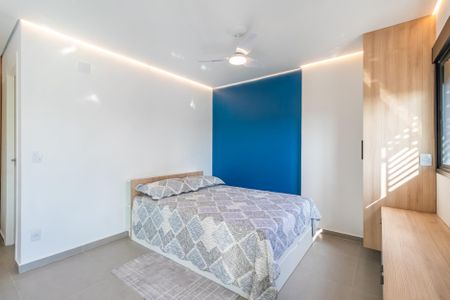 Sala/Quarto de apartamento para alugar com 1 quarto, 40m² em Empresarial 18 do Forte, Barueri