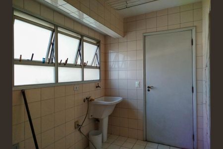 Apartamento para alugar com 112m², 3 quartos e 1 vaga Apartamento para alugar com 112m², 3 quartos e 1 vagaÁrea de serviço
