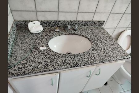 Apartamento para alugar com 112m², 3 quartos e 1 vaga Apartamento para alugar com 112m², 3 quartos e 1 vagaBanheiro 2