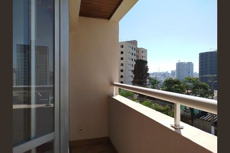 Apartamento para alugar com 112m², 3 quartos e 1 vaga Apartamento para alugar com 112m², 3 quartos e 1 vagaVaranda da sala