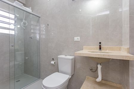 Banheiro de apartamento para alugar com 1 quarto, 40m² em Aclimação, São Paulo
