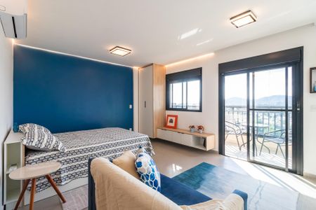 Sala/Quarto de apartamento para alugar com 1 quarto, 47m² em Empresarial 18 do Forte, Barueri