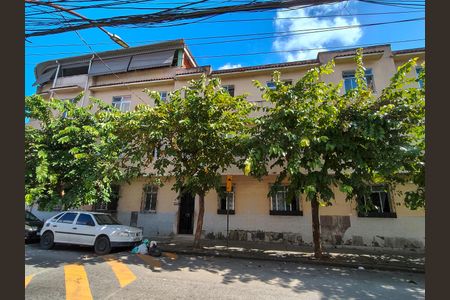 Apartamento para alugar com 90m², 3 quartos e sem vagaFachada e portaria