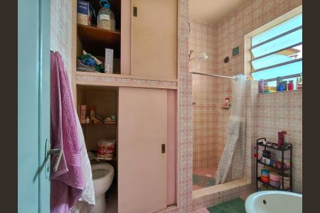 Apartamento para alugar com 90m², 3 quartos e sem vagaBanheiro Corredor