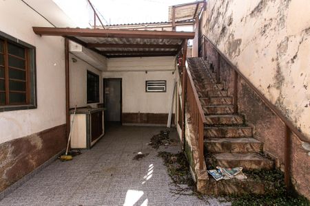 Casa para alugar com 60m², 1 quarto e sem vagaQuintal
