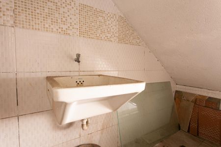 Casa para alugar com 60m², 1 quarto e sem vagaÁrea de Serviço