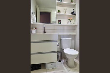 Apartamento à venda com 48m², 2 quartos e 1 vagaBanheiro 1